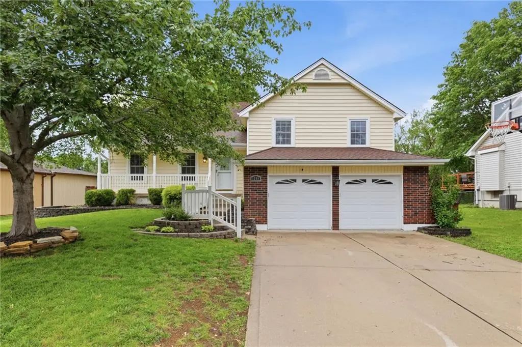 1209 Sw Trail Ridge Drive, Blue Springs