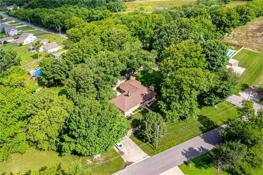 700 S Alexander Road, Independence