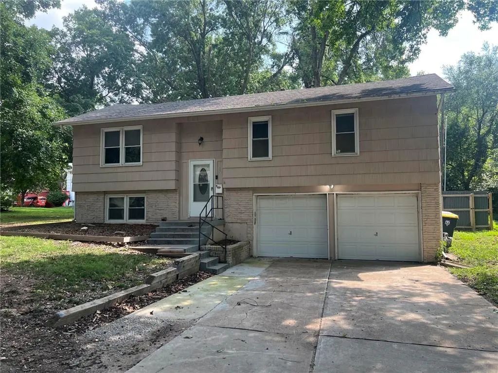 9307 Oakland Avenue, Kansas City