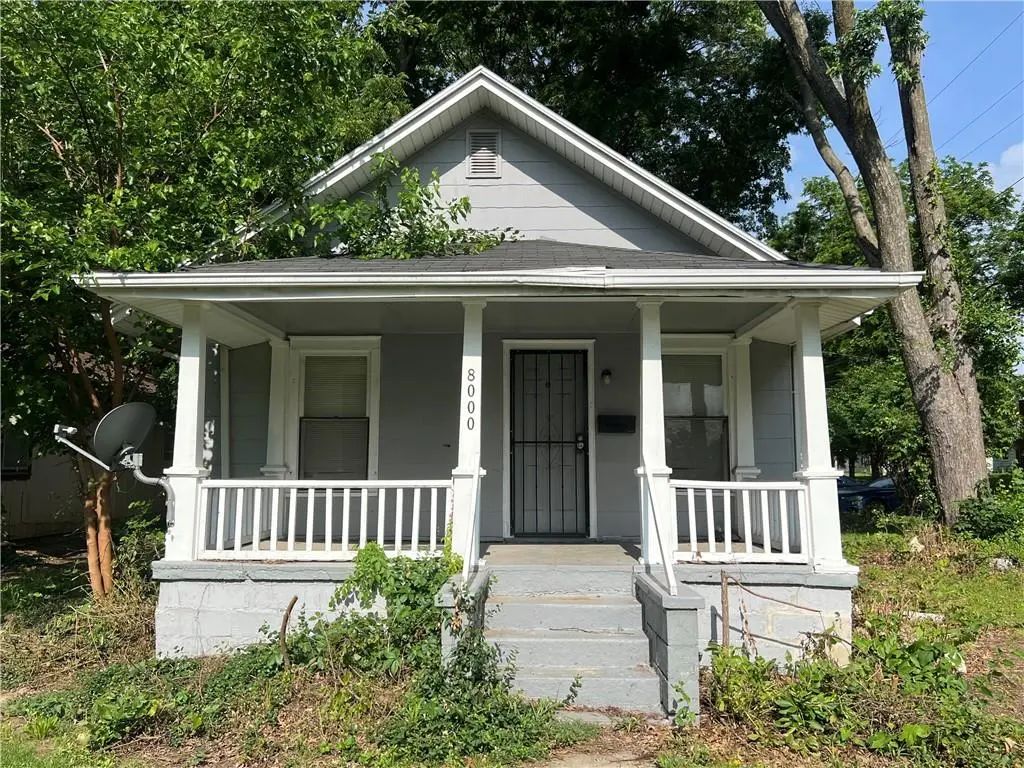 8000 Wayne Avenue, Kansas City
