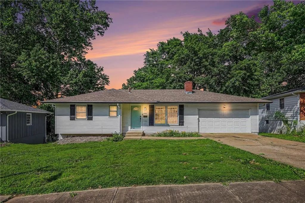 4300 E 104th Terrace, Kansas City