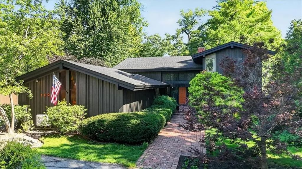 1024 Huntington Road, Kansas City