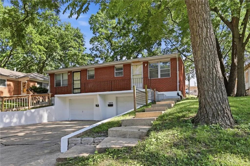 10819 E Westport Road, Independence