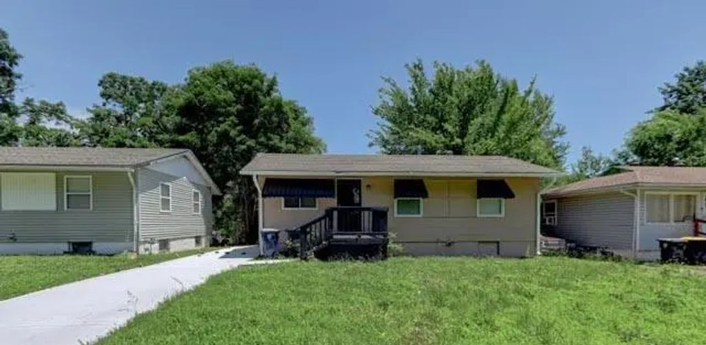 4629 Elmwood Avenue, Kansas City