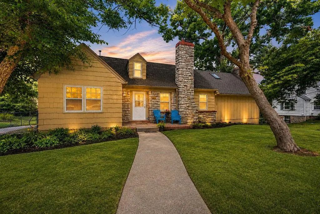 7222 Sycamore Avenue, Kansas City