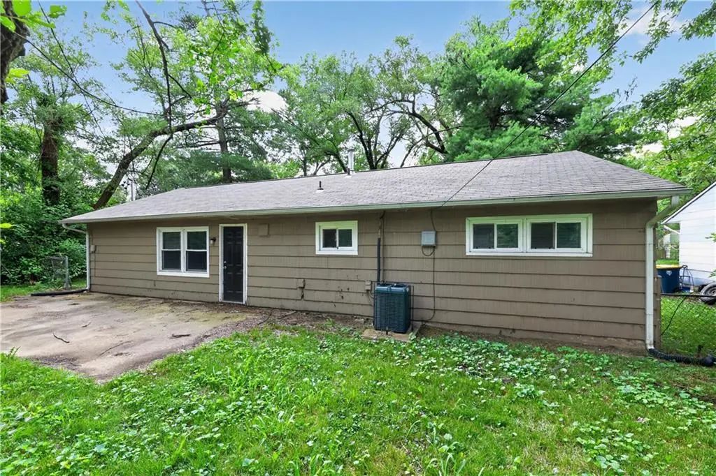 11200 Bristol Terrace, Kansas City