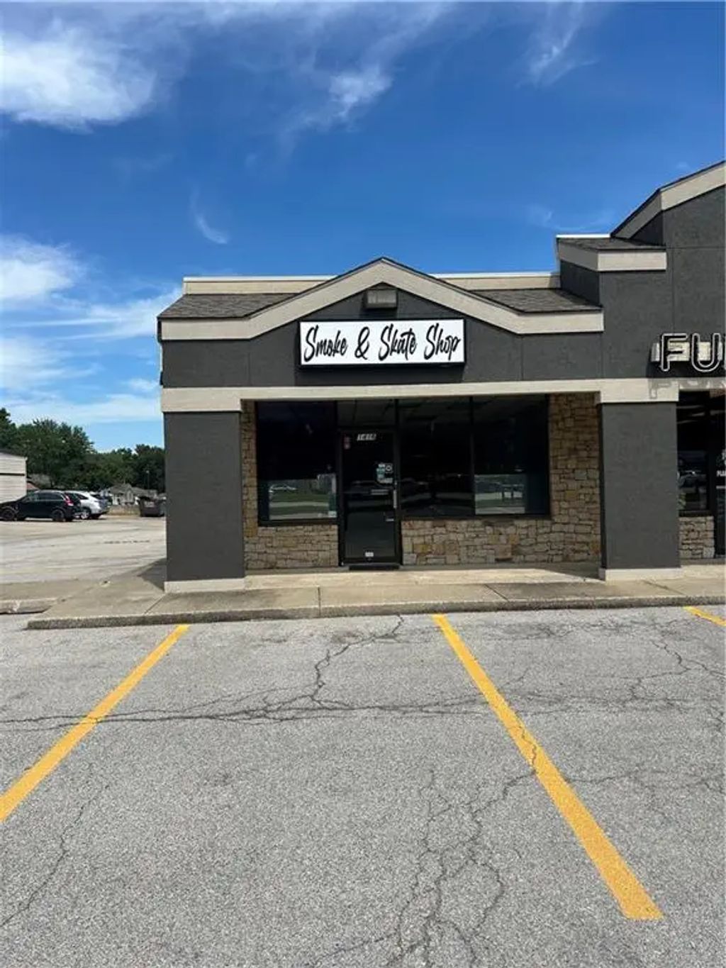 1416 S 7 Highway, Blue Springs