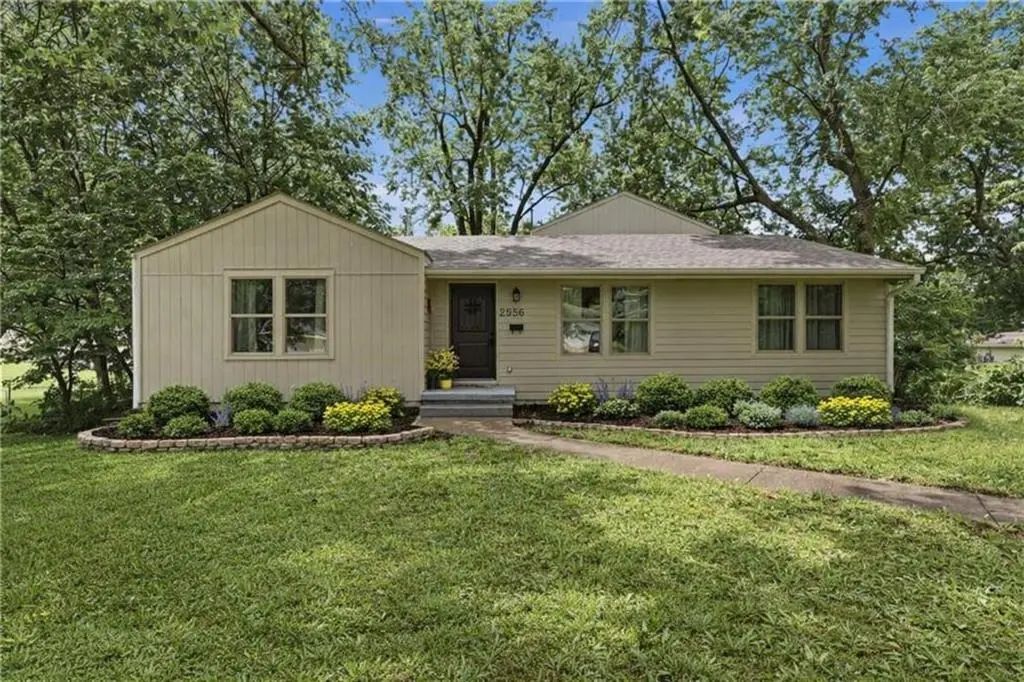 2526 Queen Ridge Drive, Independence