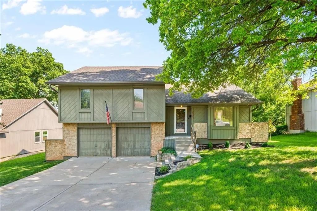 3408 E 104th Street, Kansas City