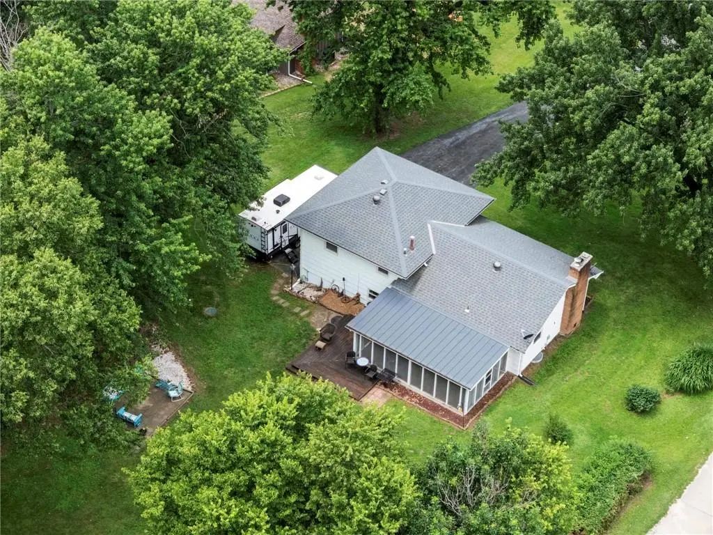 817 S Alexander Road, Independence