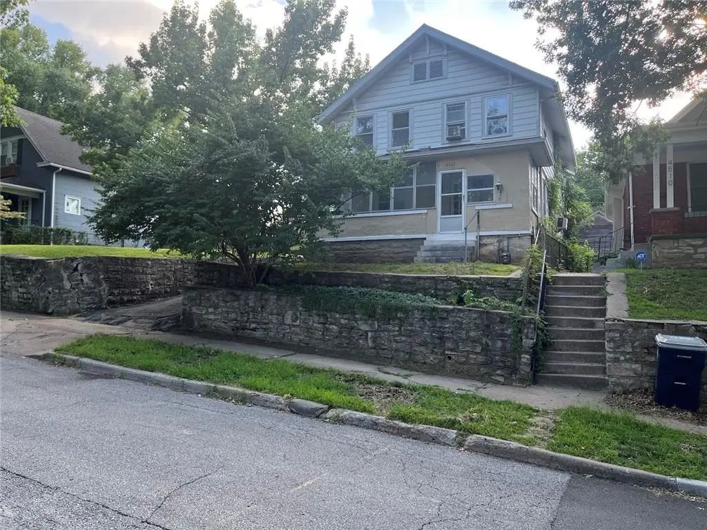 4512 Terrace Street, Kansas City