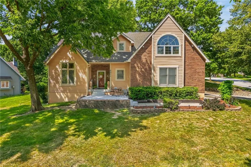 6511 Ridgeway Avenue, Kansas City