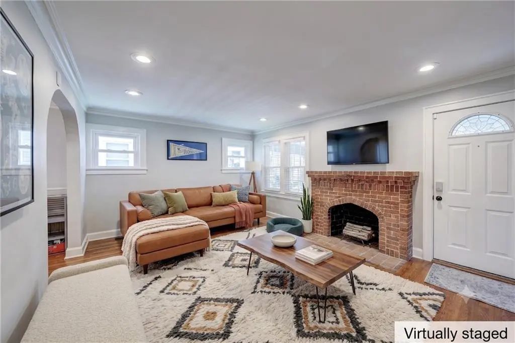 6108 Rockhill Road, Kansas City