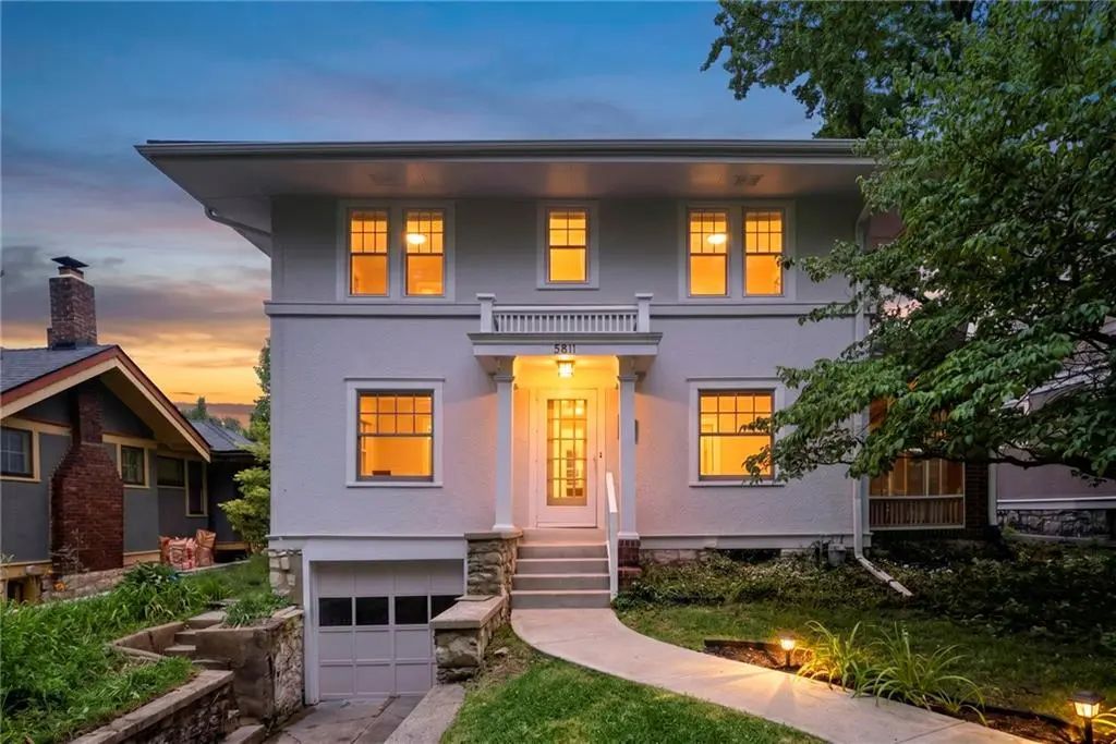 5811 Charlotte Street, Kansas City
