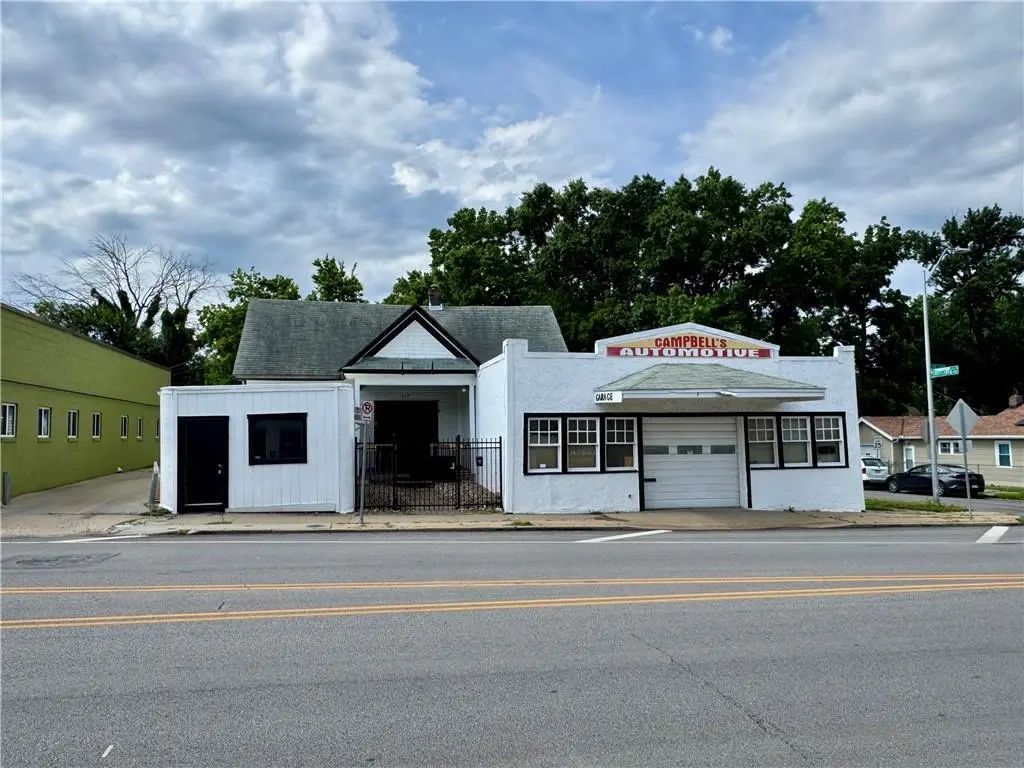 517 W 75th Street, Kansas City