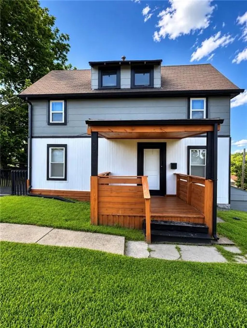 3540 Cleveland Avenue, Kansas City