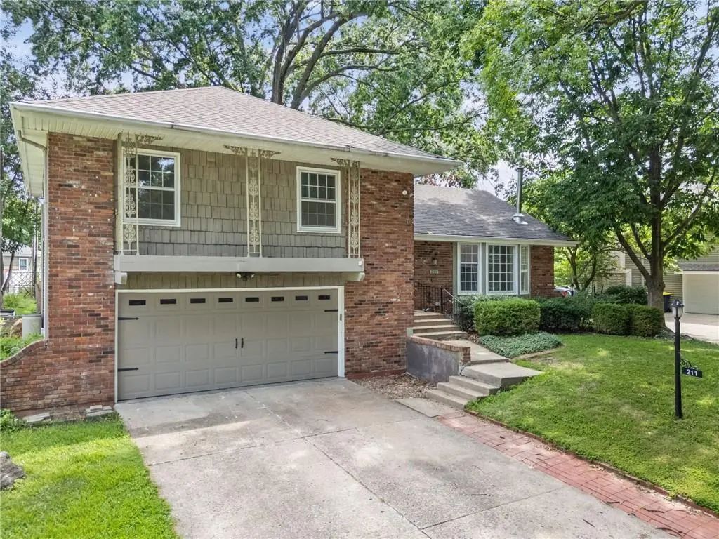 211 W 110th Street, Kansas City