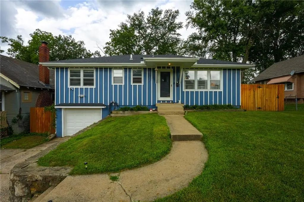 8312 Highland Avenue, Kansas City