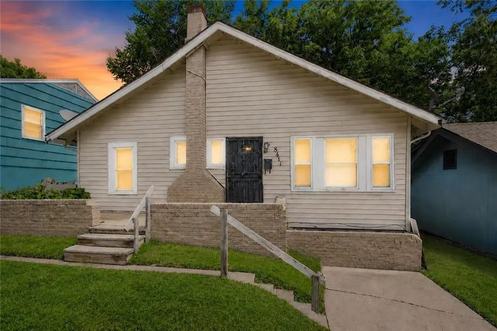 8411 Olive Street, Kansas City