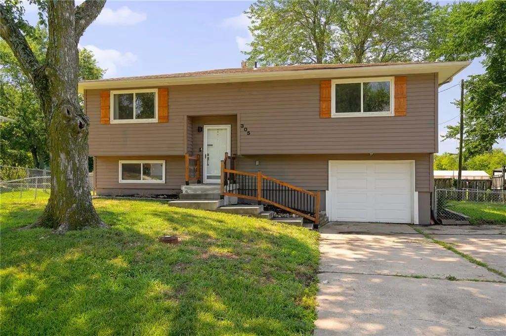 305 W South Street, Spring Hill