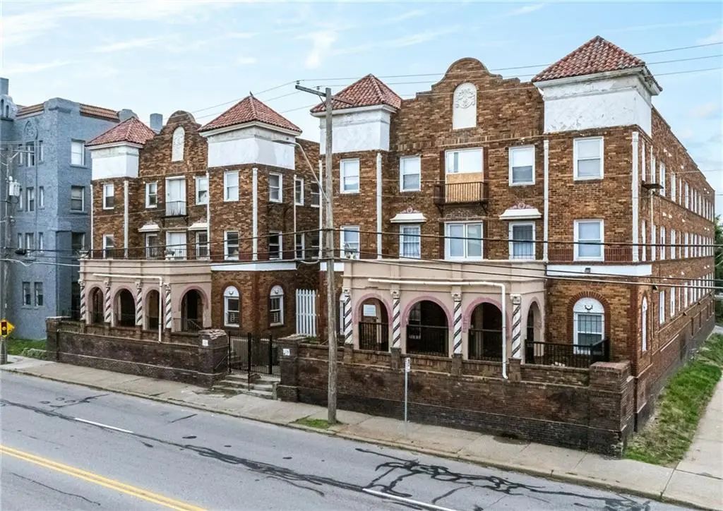 115-119 W 39th Street, Kansas City