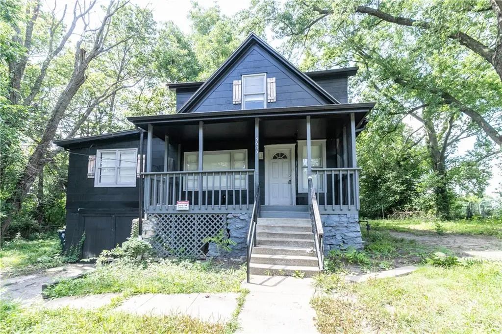 5605 E 36th Street, Kansas City