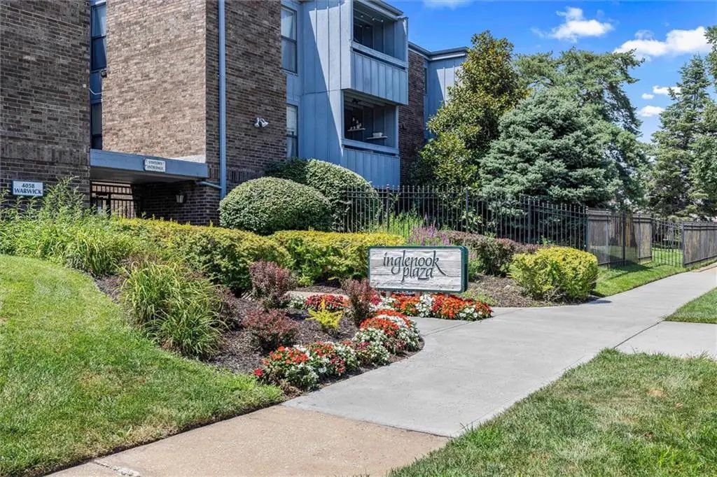 4056 Warwick Boulevard 3, Kansas City