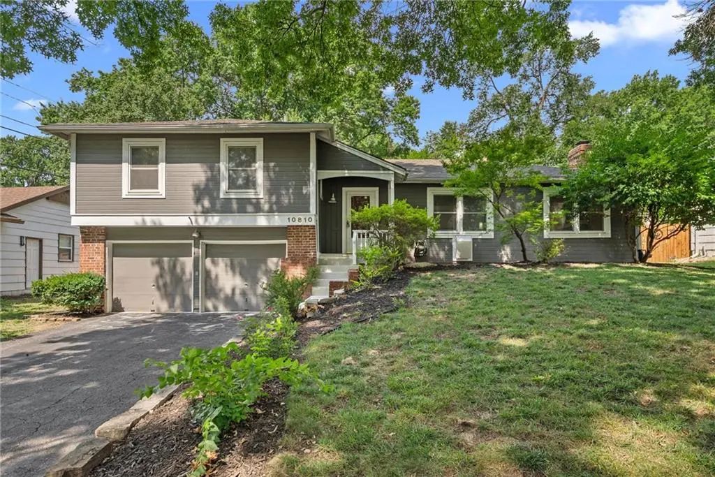 10810 Oak Street, Kansas City
