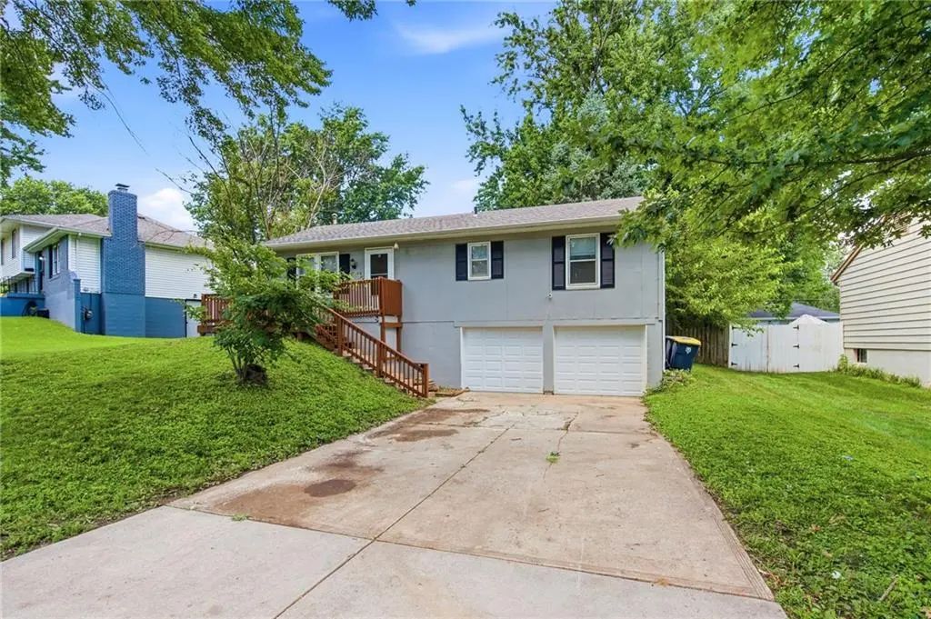 11806 E 58th Street, Kansas City