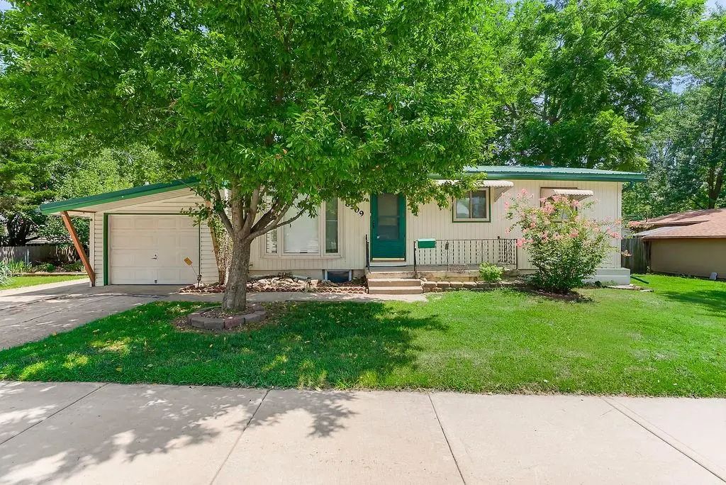 8509 Wornall Road, Kansas City