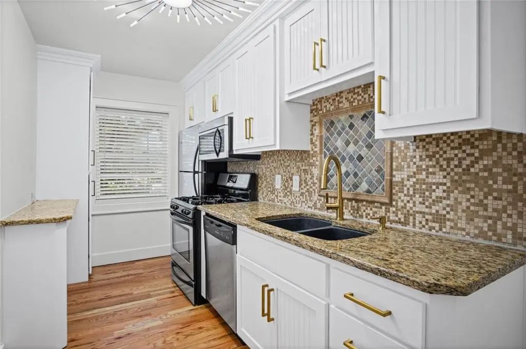 1207 W 45th Street 3e, Kansas City