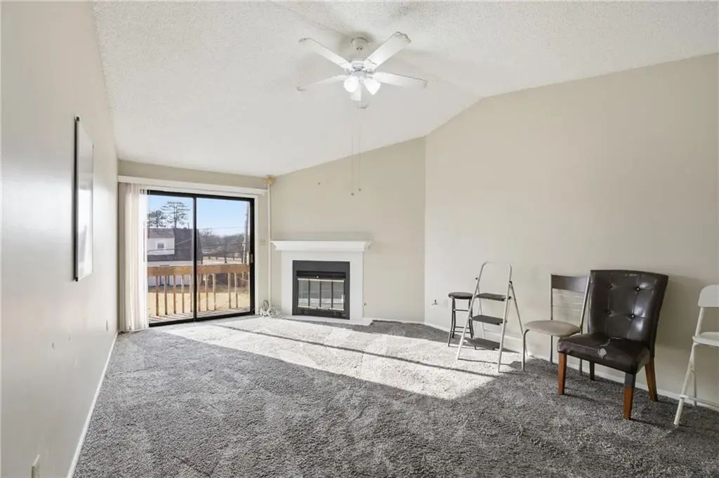 8139 Holmes Road 202, Kansas City