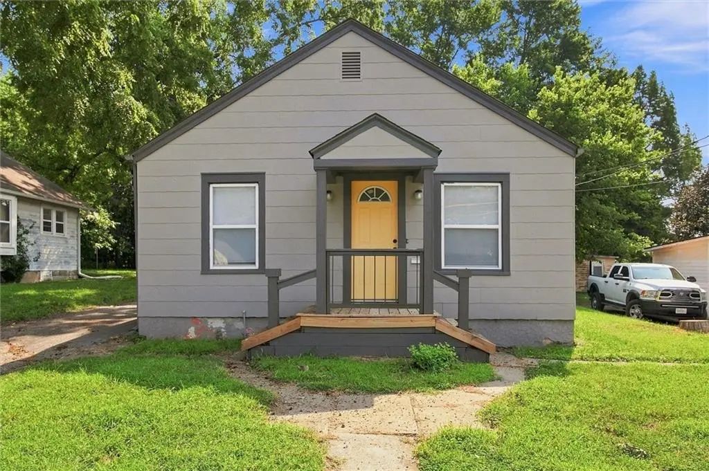 1125 S Dodgion Avenue, Independence