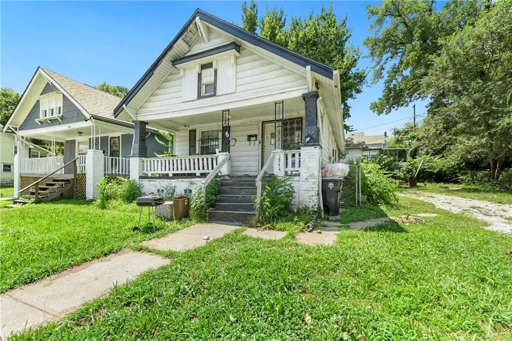 3944 Brooklyn Avenue, Kansas City