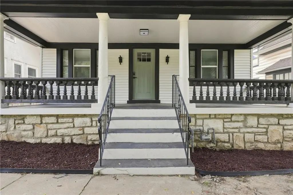 5604 Paseo Boulevard, Kansas City