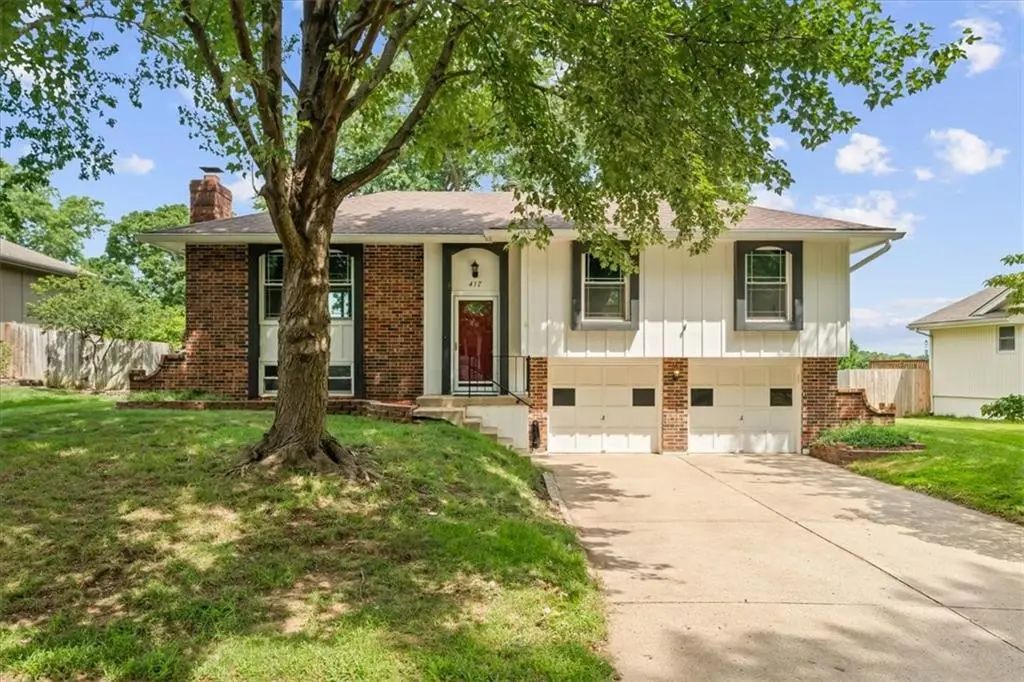 417 Stonewall Drive, Blue Springs