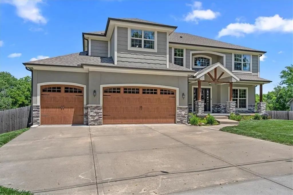 13768 Lookout Drive, Kansas City