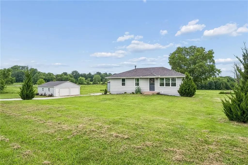 34906 E Colbern Road, Lone Jack