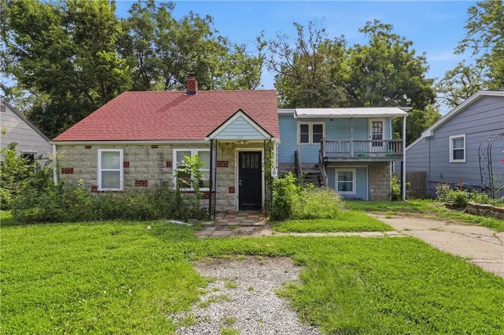 516 Sw 13 Street, Blue Springs