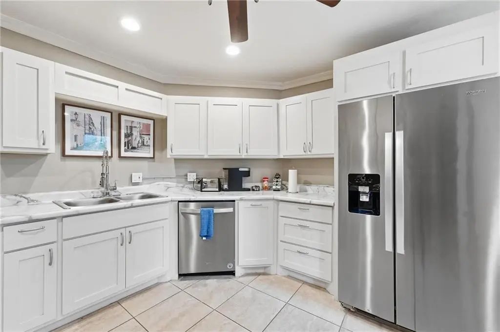 327 Maple Boulevard, Kansas City