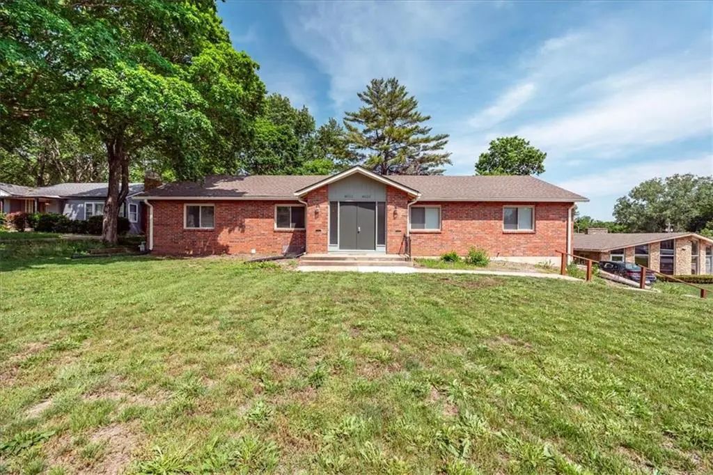 8021 Holmes Road, Kansas City
