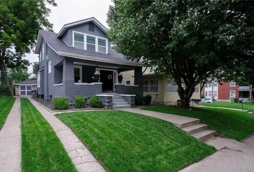 4004 Bell Street, Kansas City