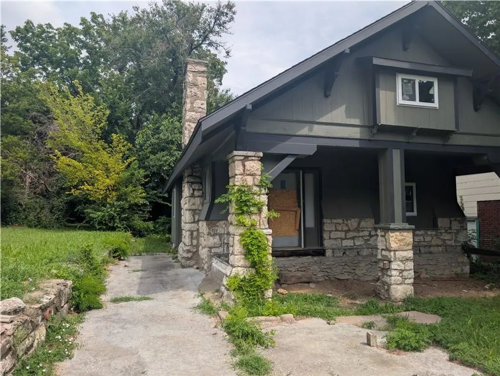4011 Euclid Avenue, Kansas City