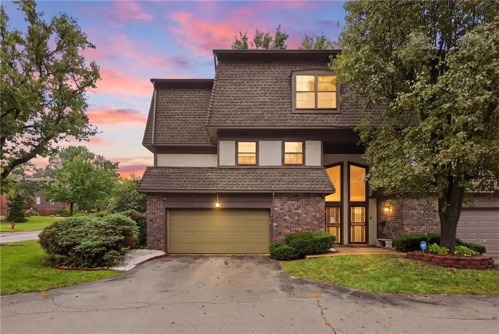 10162 Locust Street 8, Kansas City