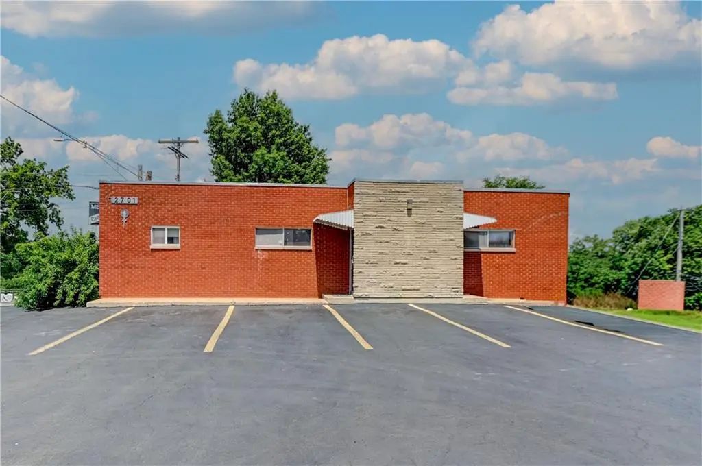 2701 Blue Ridge Boulevard, Independence