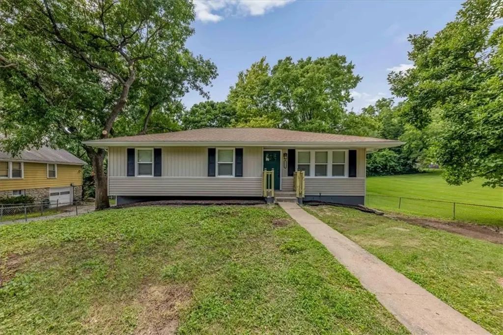 8116 Wayne Avenue, Kansas City