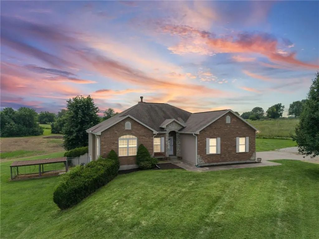 25303 E 199th Street, Pleasant Hill