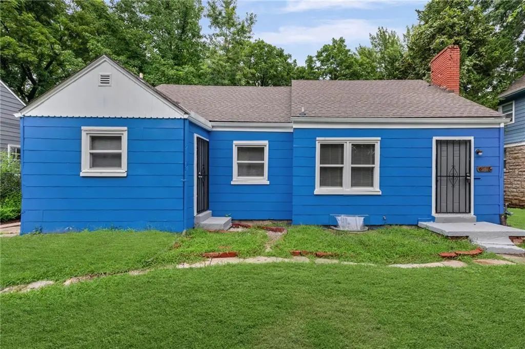 6715 Walrond Avenue, Kansas City