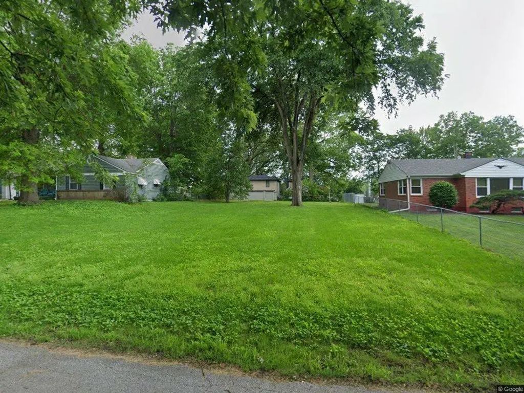 10003 E 36th Street, Independence