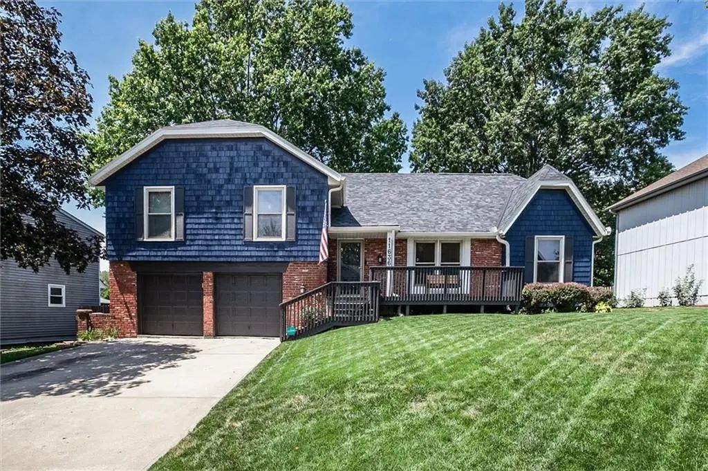 11636 Cherry Street, Kansas City